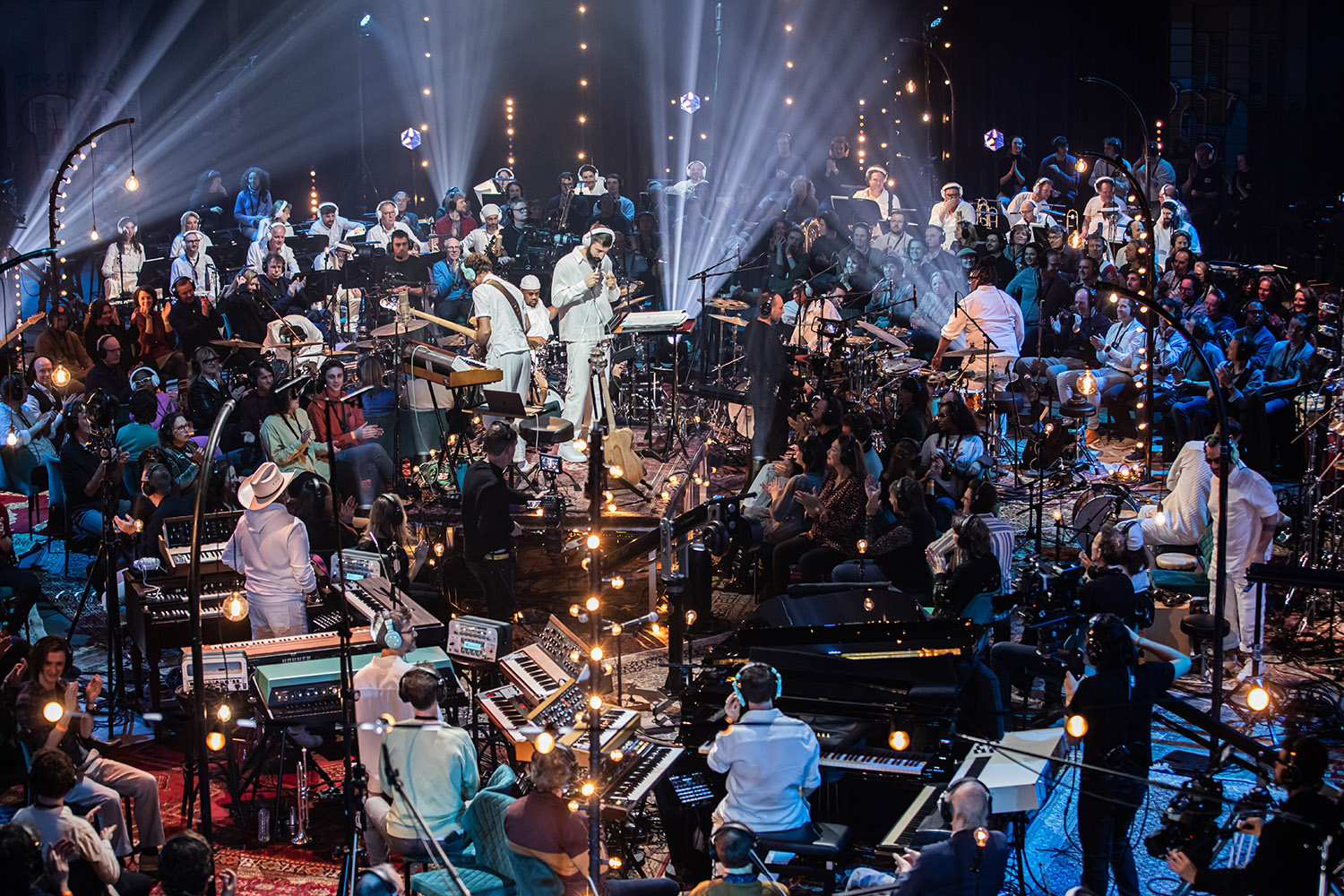 Snarky Puppy & Metropole Orkest conducted by Jules Buckley | NN